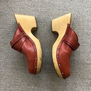 Vintage Nine West Platform Clogs
